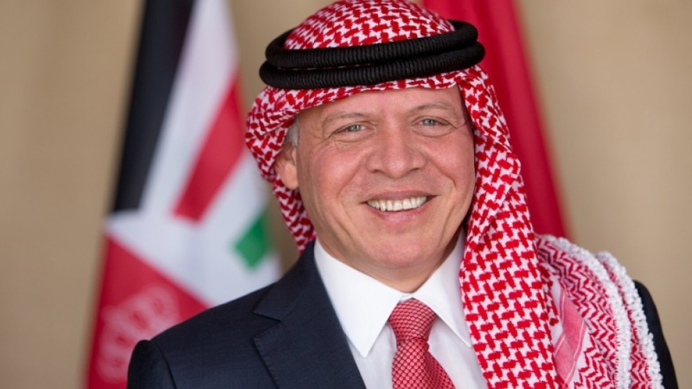 الملك يصل إلى البحرين لترؤس وفد الأردن في القمة العربية