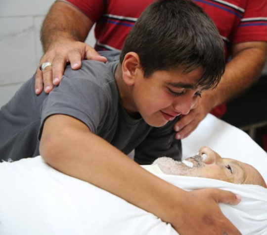 قصف مدفعي واطلاق نار  ..  الاحتلال يواصل خرق وقف إطلاق النار في غزة 