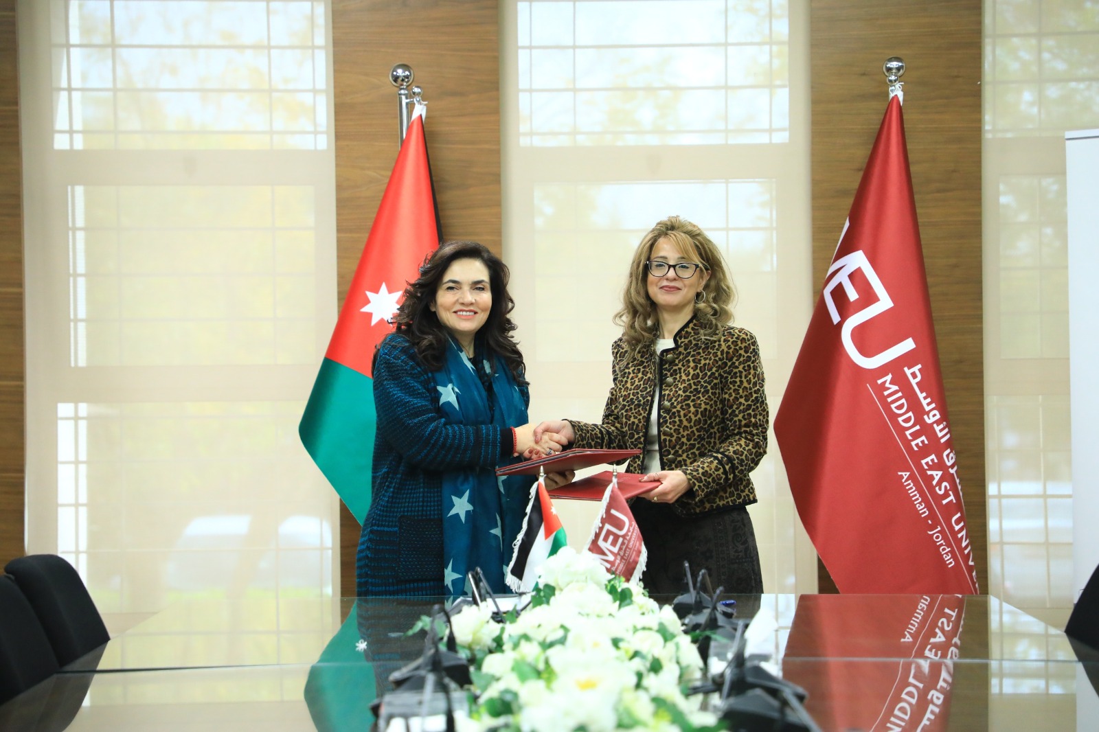 الشرق الأوسط" ومؤسسة الأميرة تغريد توقعان مذكرة تفاهم لتعزيز التدريب والتنمية والخدمات المجتمعية