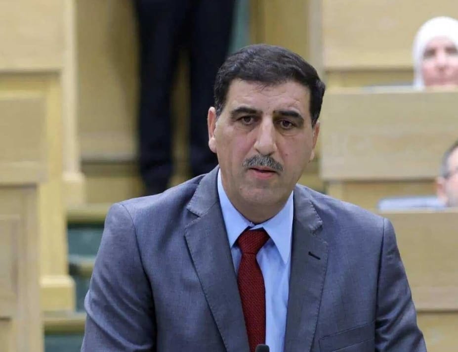 القبلان لـ "أخبار اليوم" : الأردن ثابت والمؤامرات تتهاوى ..  دور لجنة الإعلام النيابية في التصدي للحملات المشبوهة