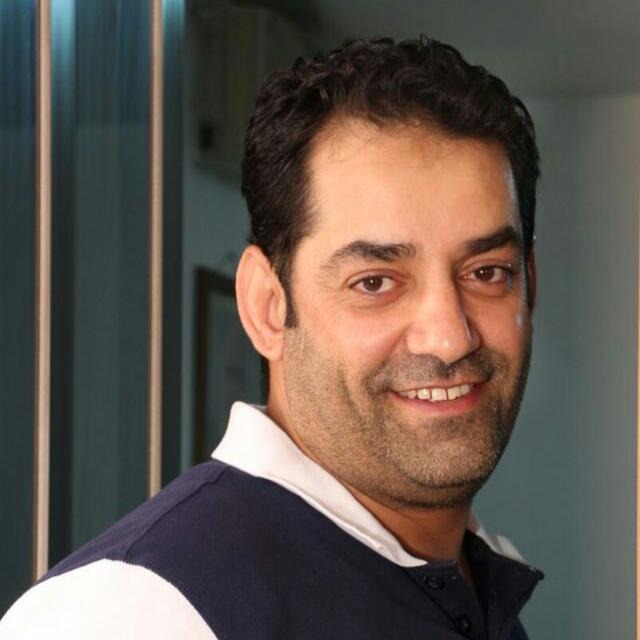 الحجات: أسعار زيت الزيتون وصلت إلى 150 دينارًا ..  وندعو لوقف التصدير مؤقتًا