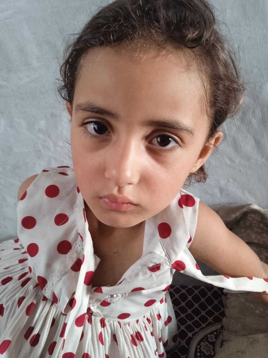 جوري بين الورم والانتظار ..  ملفها الطبي تحت الركام  