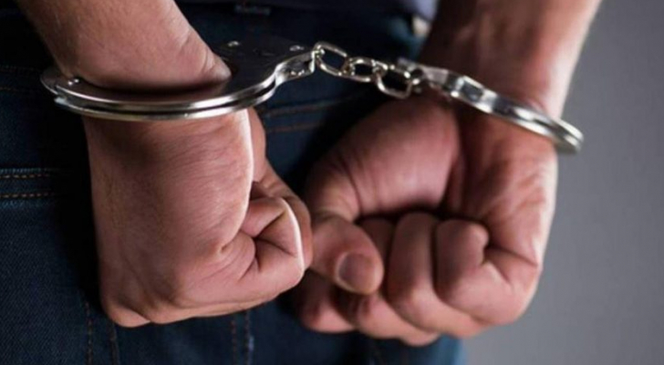 مكافحة الفساد: توقيف محاسب بمؤسسة رسمية اختلس آلاف الدنانير