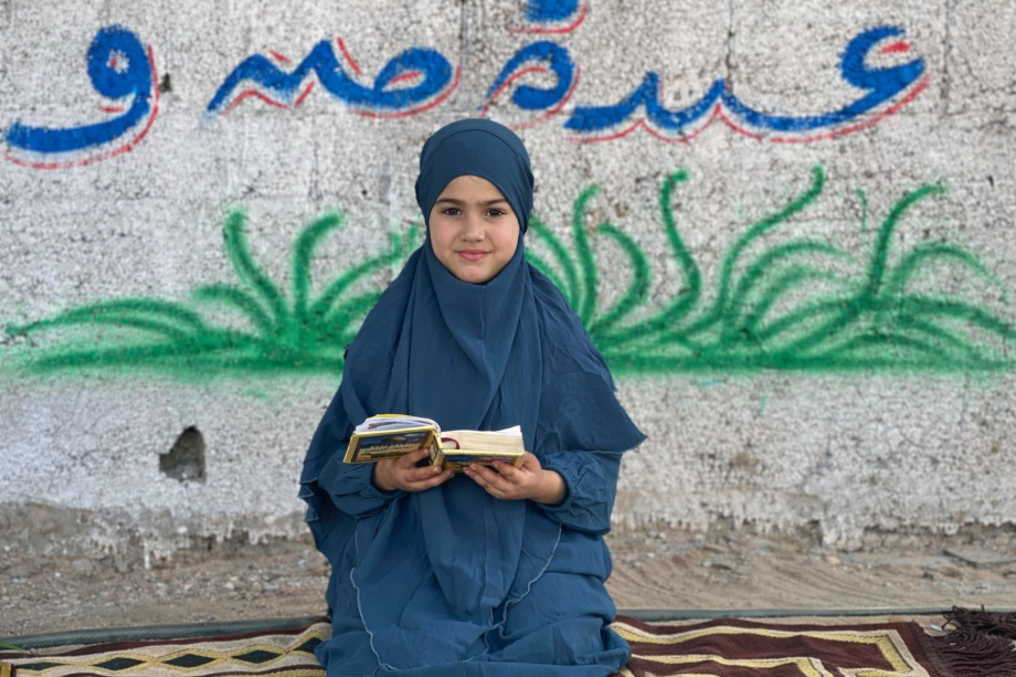 ركن رمضان في الخيام التعليمية ..  محاولة لحماية طفولة منكسرة بغزة 