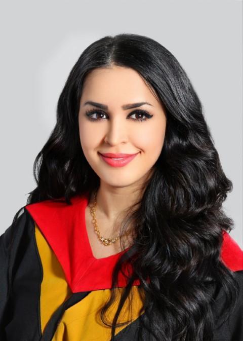 المرأة… قوة المجتمع وصانعة الأمل 