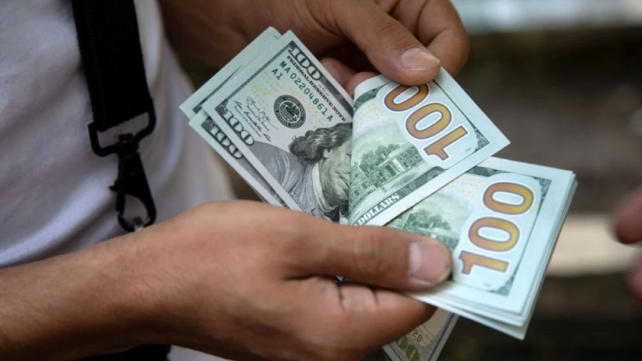 ديرانية يتوقع انخفاض أسعار العملات مقابل الدولار