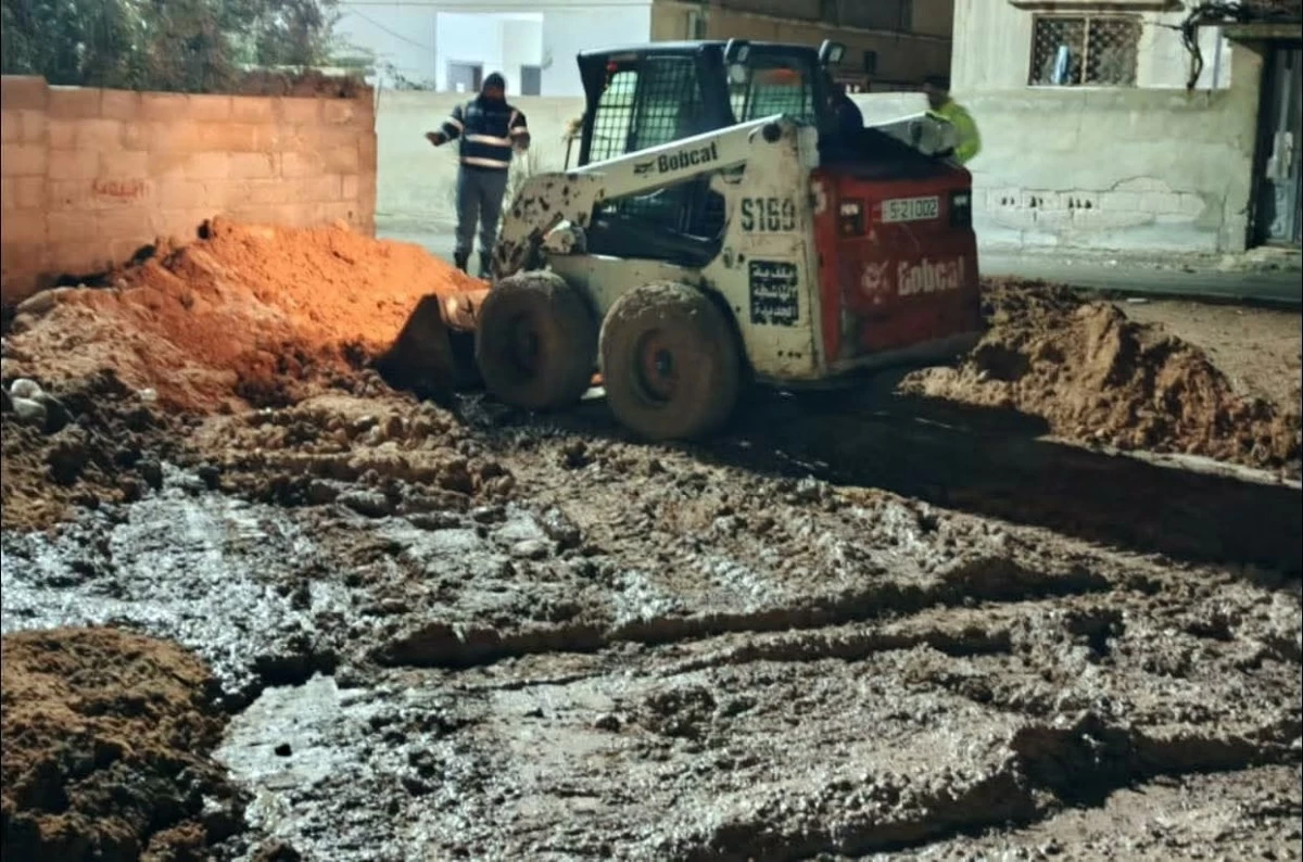 بلدية الهاشمية: إغلاق شارعين في منطقة أبو الزيغان احترازيا