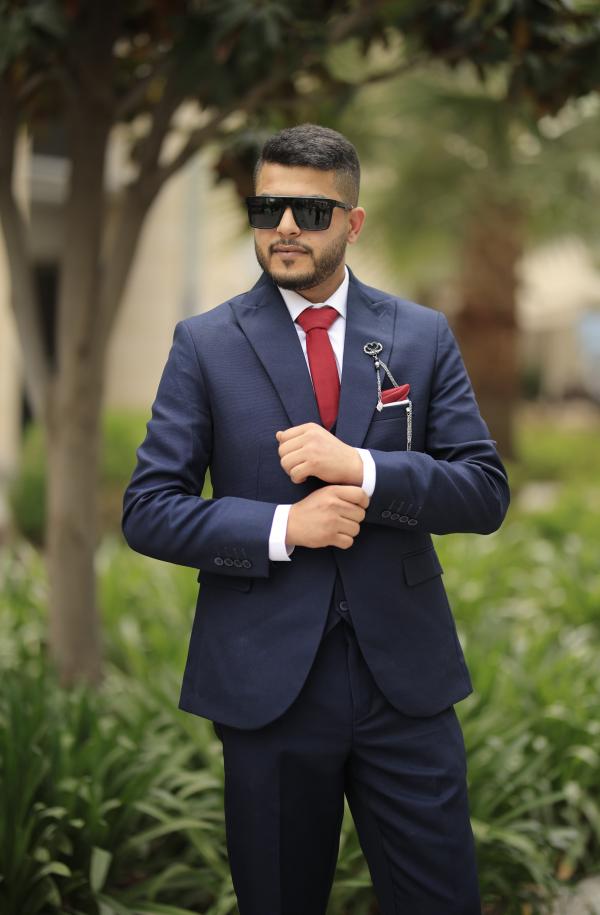 عامر سامر الدويكات  ..  مبارك التخرج