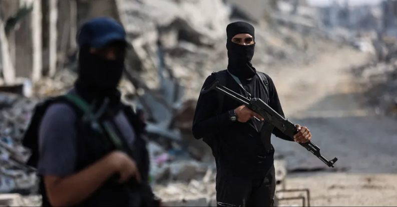 اقتراح قطري تركي بشأن "سلاح حماس" ..  وإسرائيل تحذر