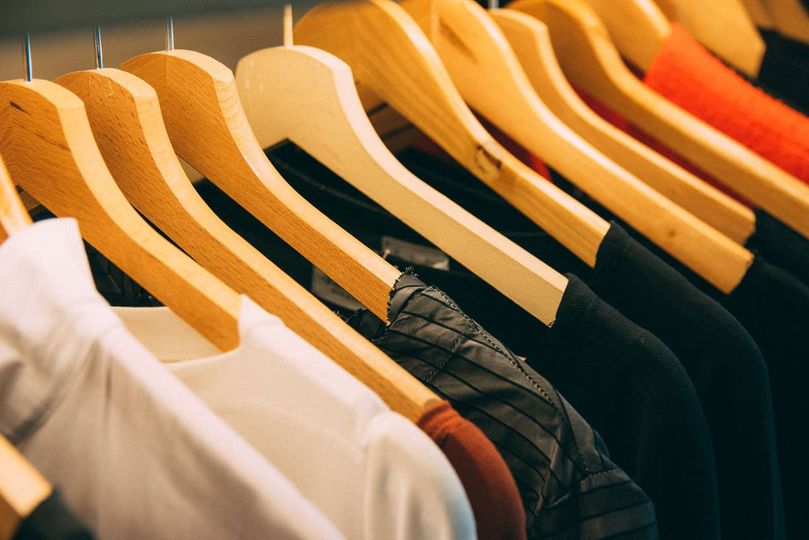 علان: الطرود البريدية أدت الى انخفاض مبيعات قطاع الألبسة بنسبة 55%