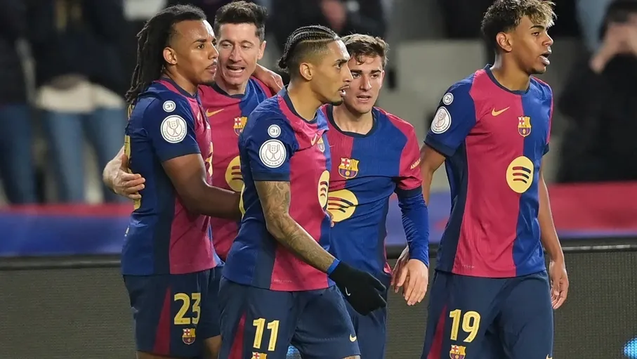 الراتب كلمة السر ..  نجم برشلونة يرفض عرض التجديد 