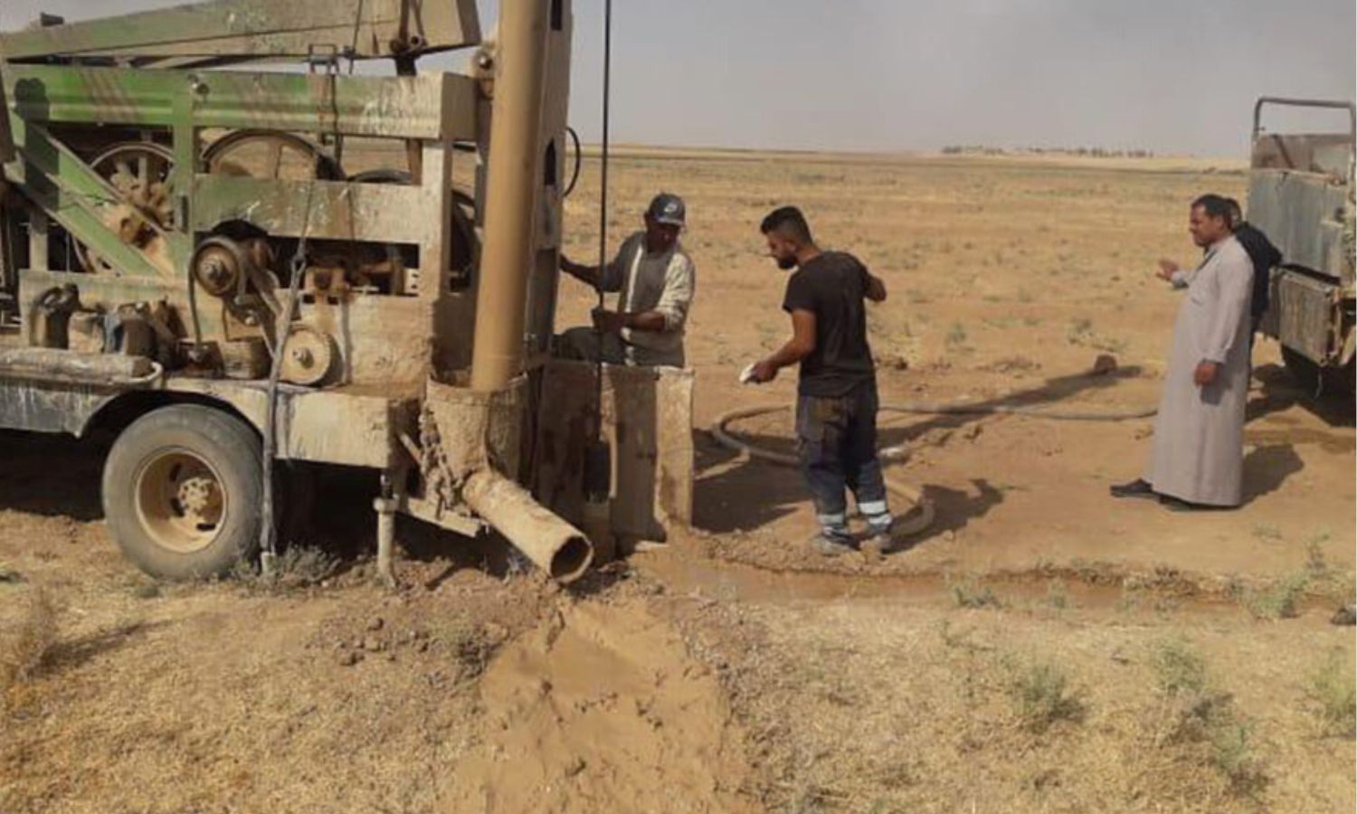الطرق الزراعية في المحافظات ..  حفرٌ تلاحق المزارع من الحقل إلى السوق