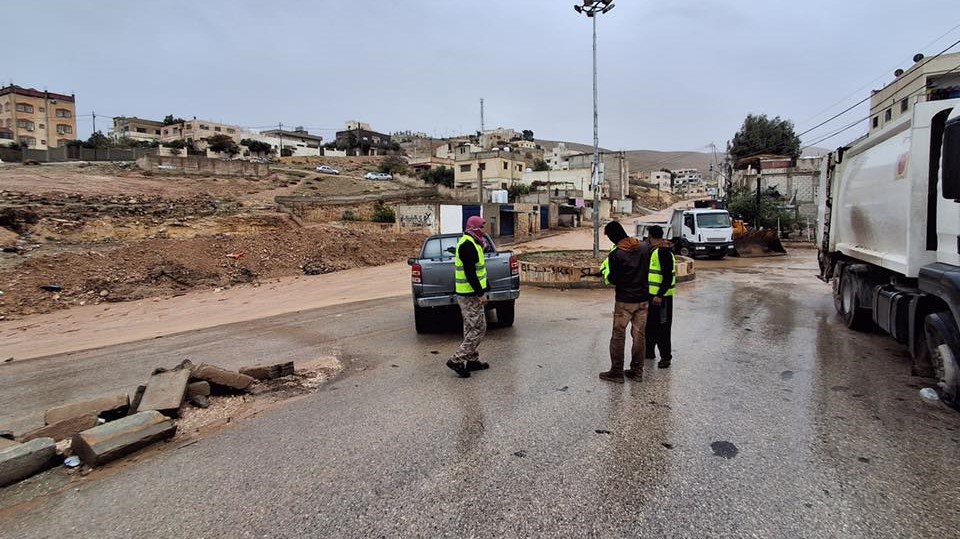 بلدية الهاشمية: فتح شارع أبو الزيغان أمام حركة المركبات