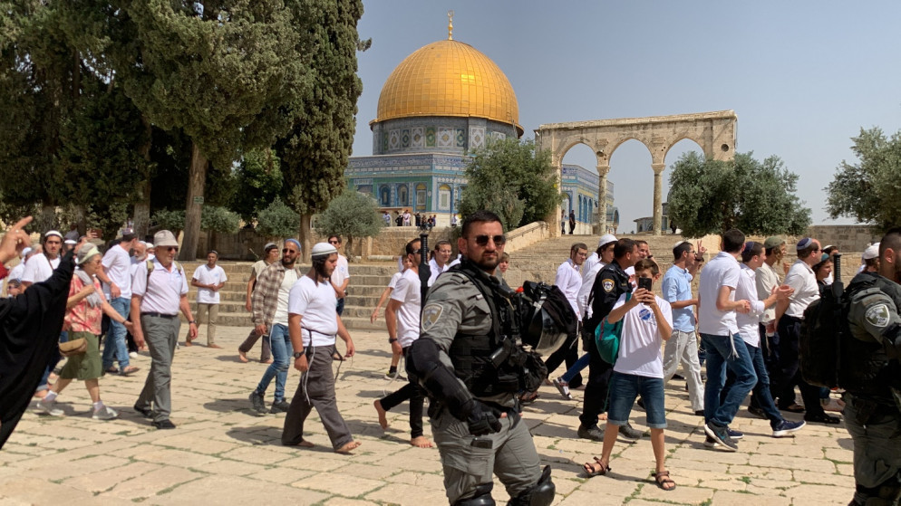 شؤون القدس: اقتحامات الأقصى تصعيد خطير يفتح الباب أمام انفجار ديني وسياسي