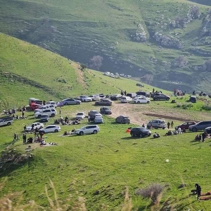 بعد منع السيارات في أم النمل ..  هل تم تأمين مكان اصطفاف لمركبات المتنزهين؟