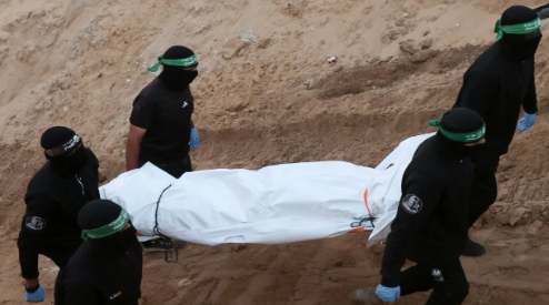 إعلام عبري: الجثث التي سلمت أمس ليست لمحتجزين إسرائيليين