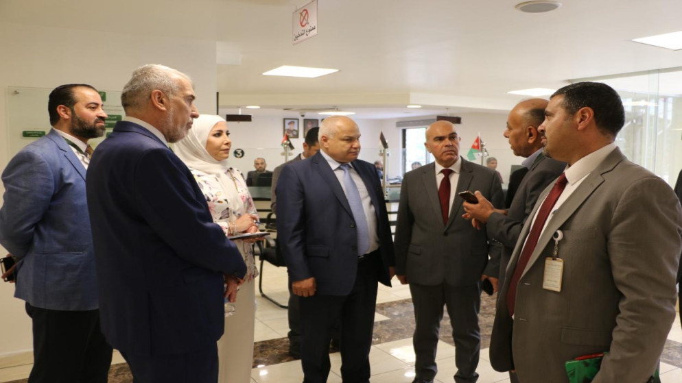 البكار يؤكد أهمية تطوير وتفعيل الخدمات الإلكترونية في مؤسسة الضمان