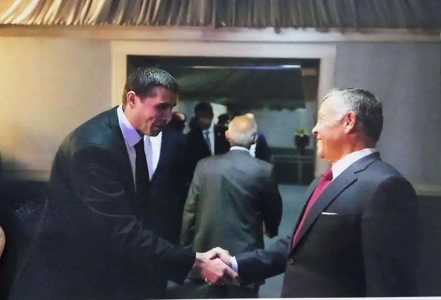 المحامي البشتاوي يهنئ الملك وولي عهده بعيد الفطر