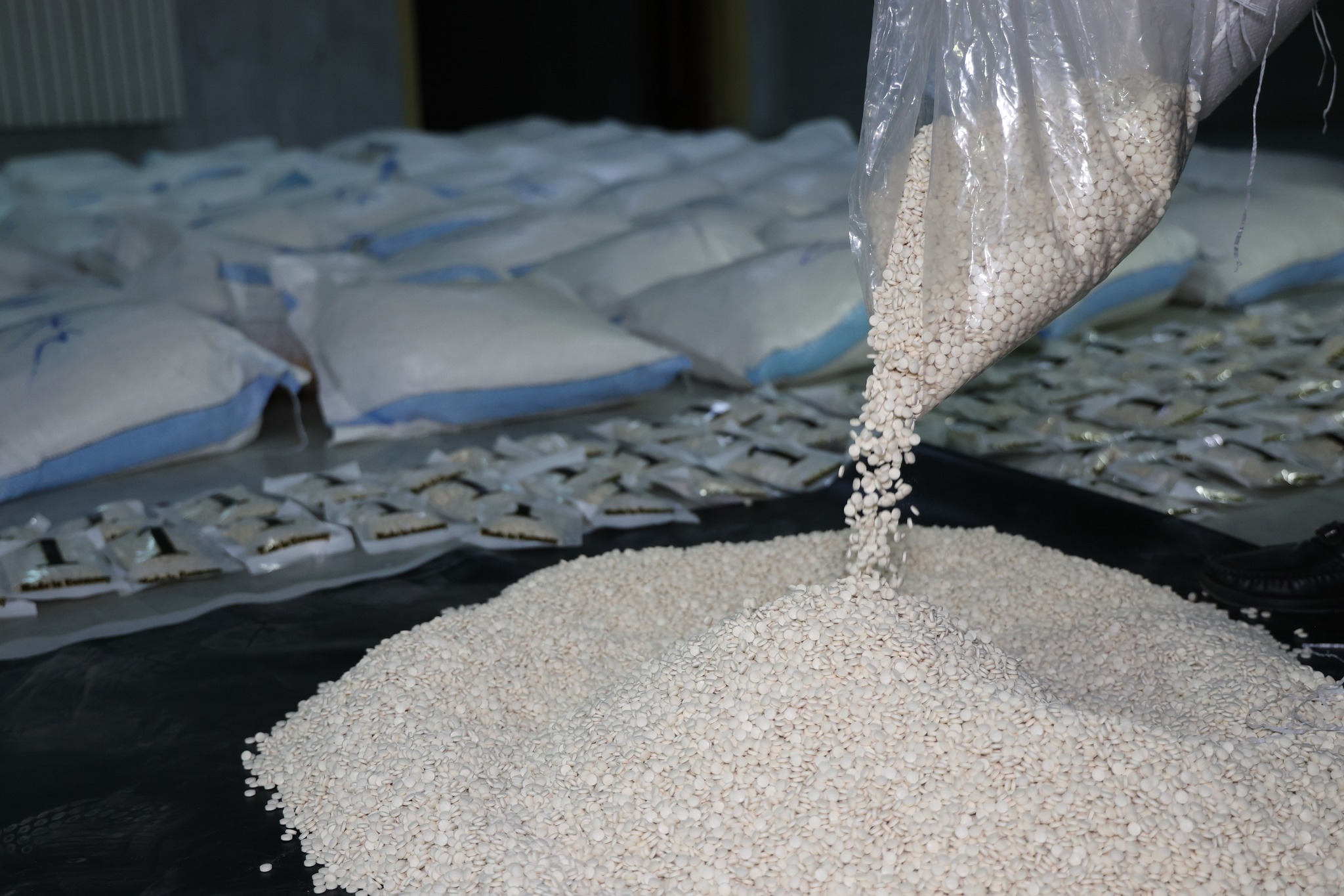 سورية تحبط تهريب 11 مليون حبة كبتاغون قادمة من لبنان