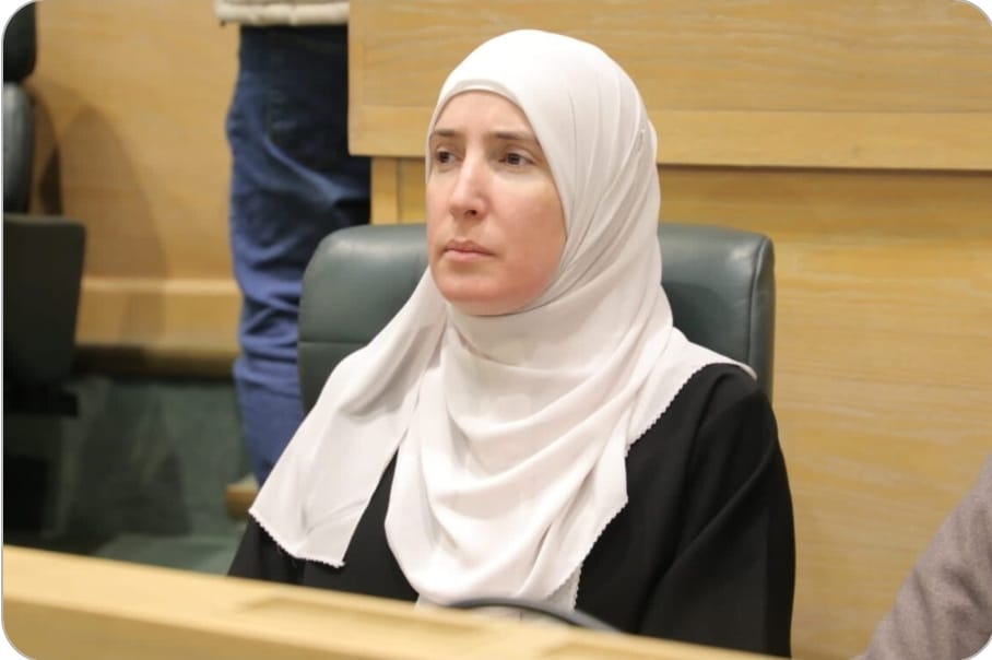 النائب راكين أبو هنية لـ "أخبار اليوم" : توصياتنا تسعى لحلول تشريعية ومالية لدعم النساء وذوي الإعاقة ودمج الأحداث بالمجتمع