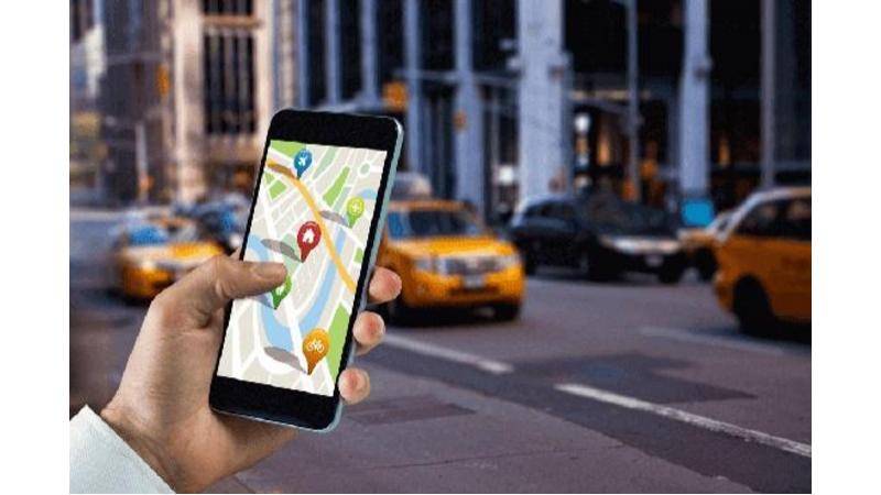 هربوا من فخّ ضمان التكسي الأصفر ..  فسقطوا في شبكة التطبيقات الذكية: من يسرق عرق السائق الأردني؟