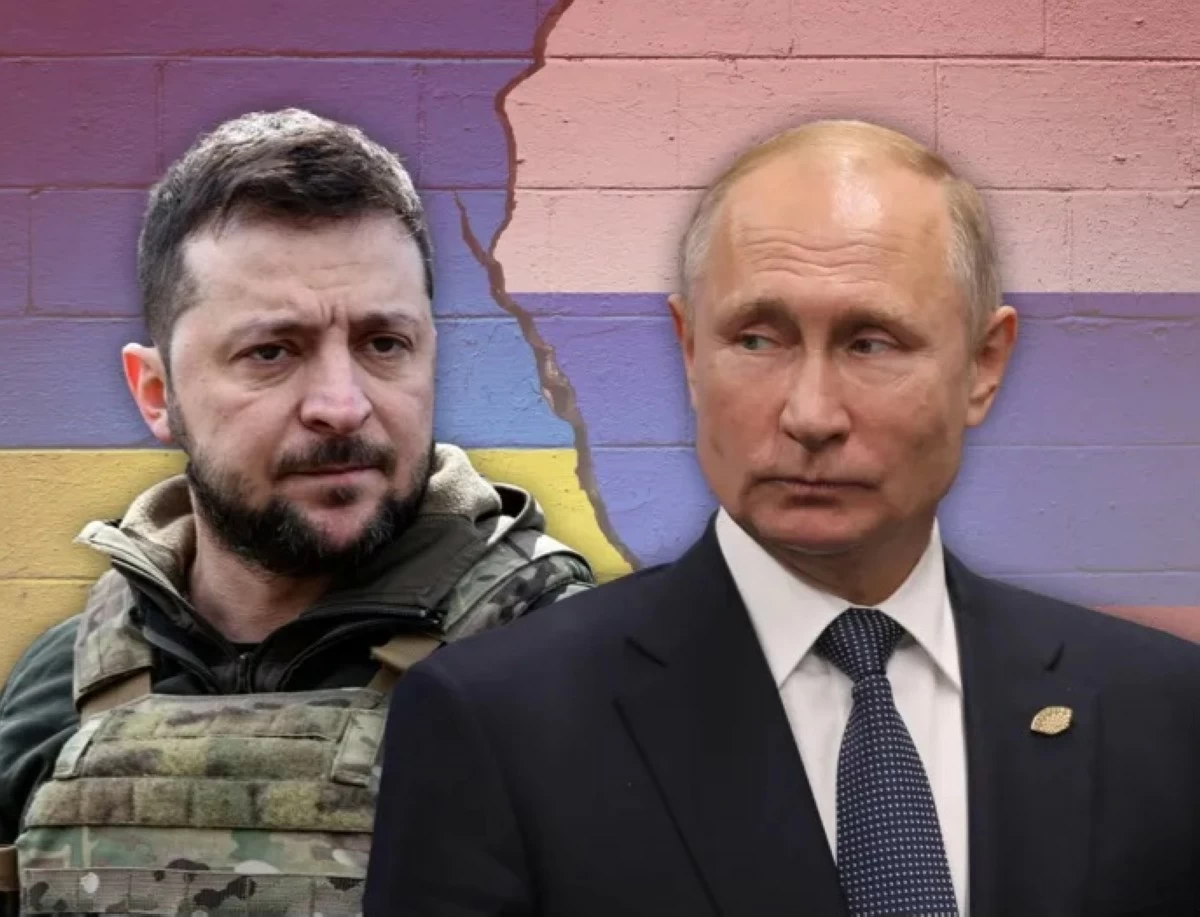 عشية ذكرى الغزو الروسي ..  زيلينسكي يقول بوتين هو الحرب