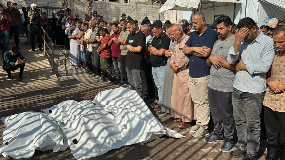 قصف مدفعي وإطلاق نار إسرائيلي يستهدف عدة مناطق في قطاع غزة 