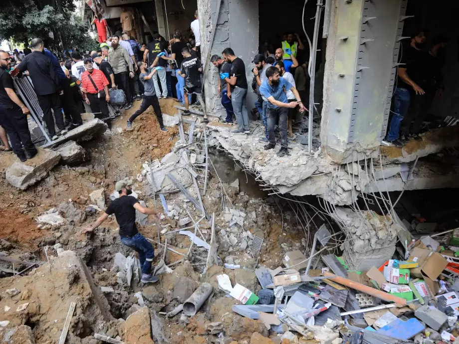 لبنان: شهداء في الضاحية وتلال عين سعادة وحزب الله يستهدف مستوطنات الاحتلال 