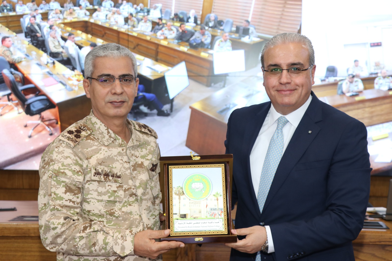 البدور خلال محاضرة في كلية الدفاع:  "الأمن الصحي جزء من الأمن الوطني" …