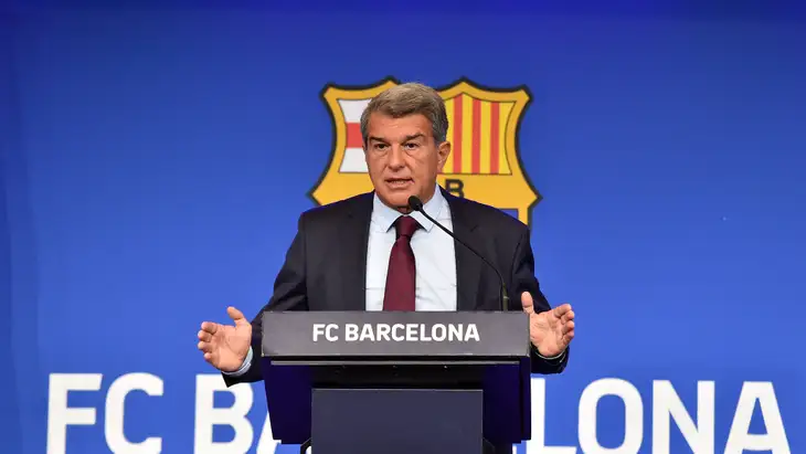 اشتعال الصراع بين لابورتا وفونت ..  وتدخل عاجل من لجنة الانتخابات