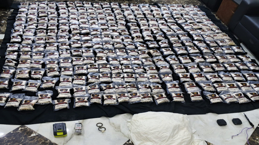 الجيش يحبط محاولتي تهريب مخدرات عبر بالونات موجهة إلكترونياً