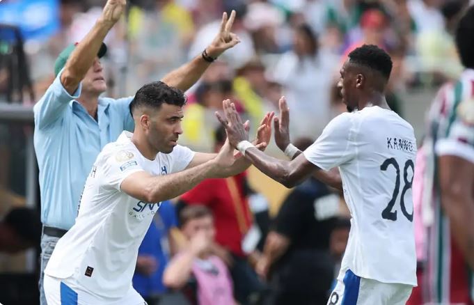حمدالله: فخور بتمثيل الهلال