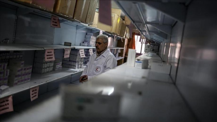 البرش: الاحتلال يسمح بدخول بضائع ترفيهية ويمنع الأدوية 