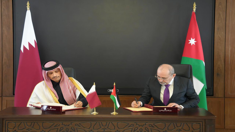 الأردن وقطر يوقّعان مذكرات تفاهم سياسية واقتصادية في مجالات عدة