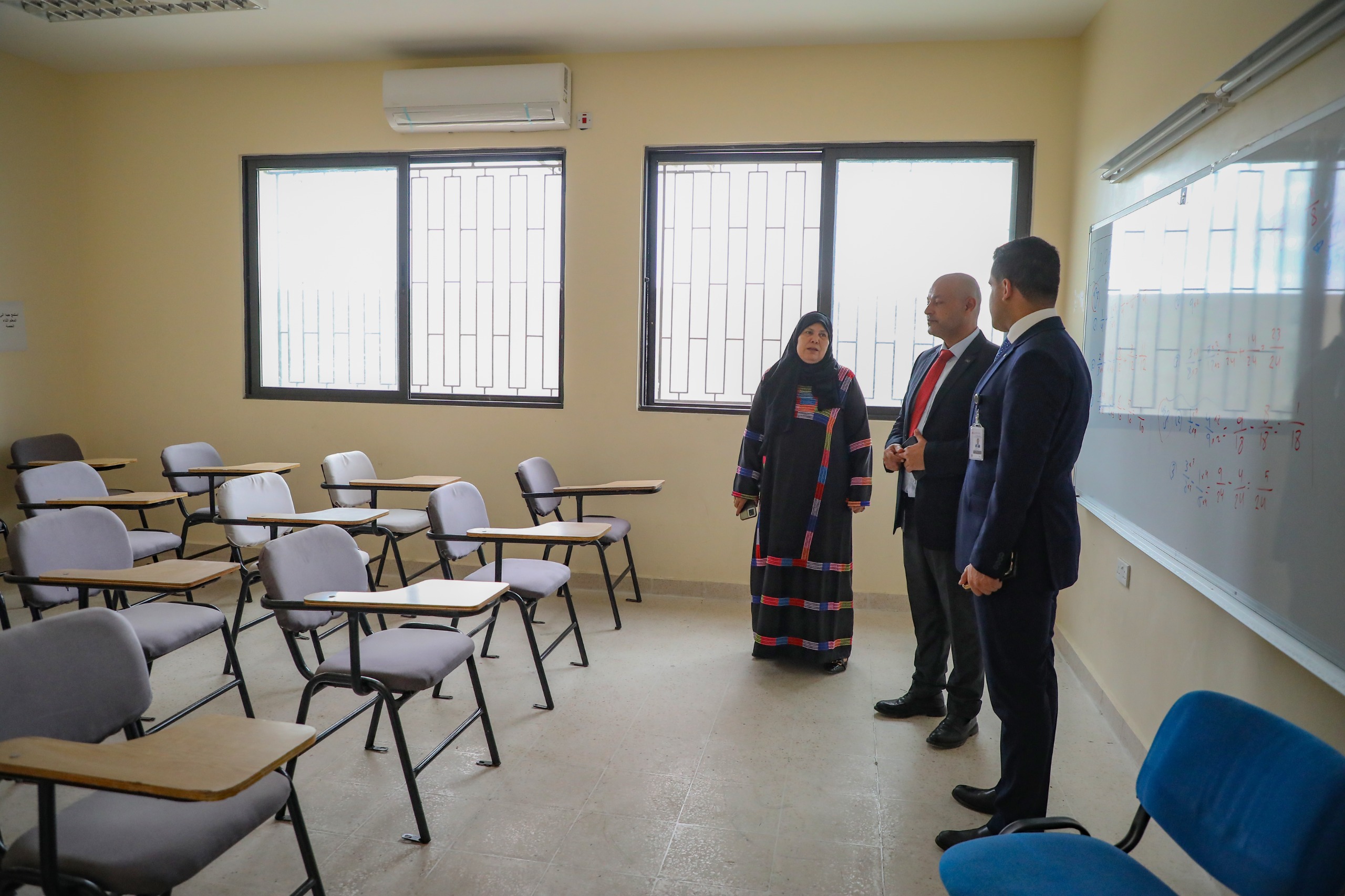 "الشرق الأوسط" تقدم أثاثًا وتنفّذ أعمال صيانة لمدرسة الناصرية المختلطة في لواء الجيزة