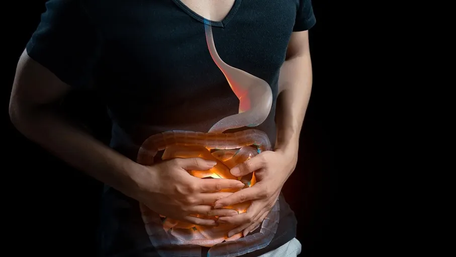 أطعمة ومشروبات يومية "تسمم" جسمك بالبلاستيك دون أن تشعر 