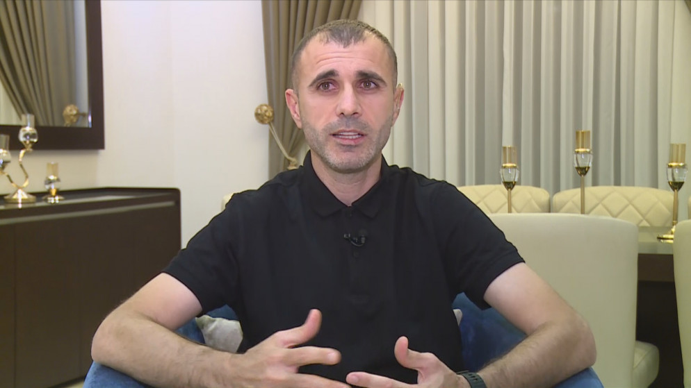 نادي الحسين يعلن إنهاء ارتباطه بالمدرب أحمد هايل بـ"التوافق بين الطرفين"