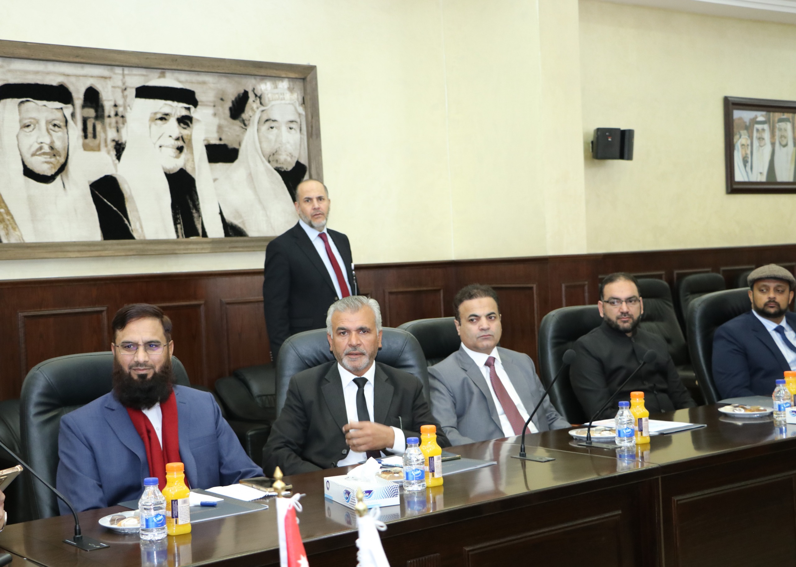 قاضي القضاة يستقبل وفدًا قضائيًا من جمهورية باكستان الإسلامية 