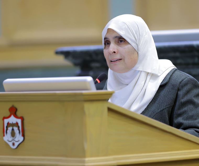 العباسي: مذكرة نيابية تطالب بتحرك فوري لمعالجة أزمات جسر الملك حسين  