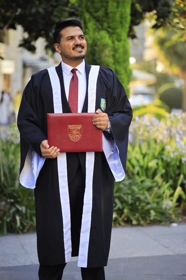 وليد الوخيان  ..  مبارك التخرج