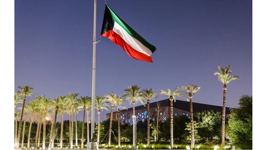 الكويت تعلن الحداد 4 أيام على وفاة الأمير السابق لقطر 