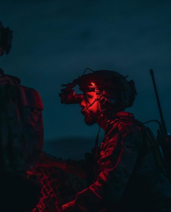 الملكة: "نِعم السند  ..  الله يحمي جيشنا العربي"