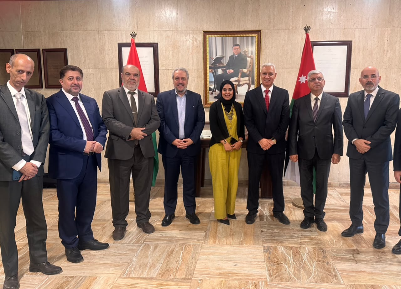 " الإعلام النيابية" تزور مؤسسة الإذاعة والتلفزيون وتبحث خطط التطوير والتحول الرقمي