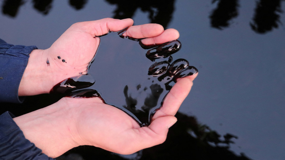 أسعار النفط تواصل الارتفاع عالميا