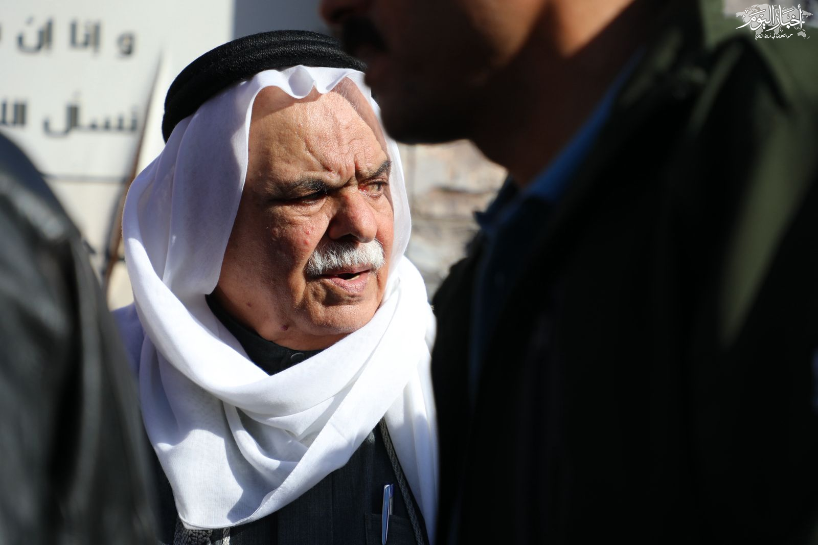 السلط تودّع الزميل الصحفي عبدالرزاق طعّان أبو هزيم إلى مثواه الأخير - صور