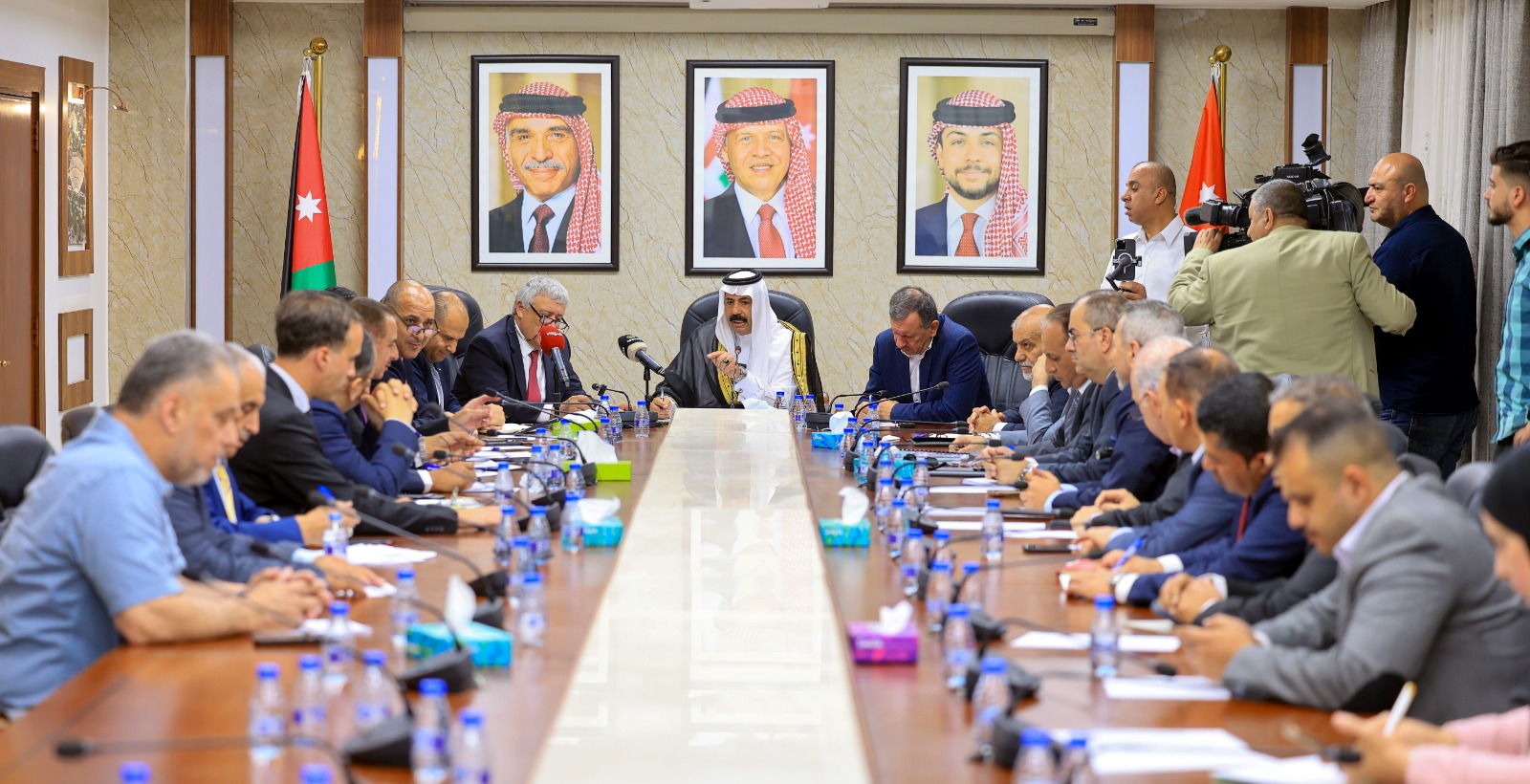 "النقل النيابية" تبحث تحديات قطاع تأجير السيارات السياحية وتدعو إلى حلول تنظيمية مستدامة