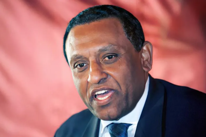 رئيس وزراء السودان يدعو الأمم المتحدة إلى دعم مبادرته للسلام