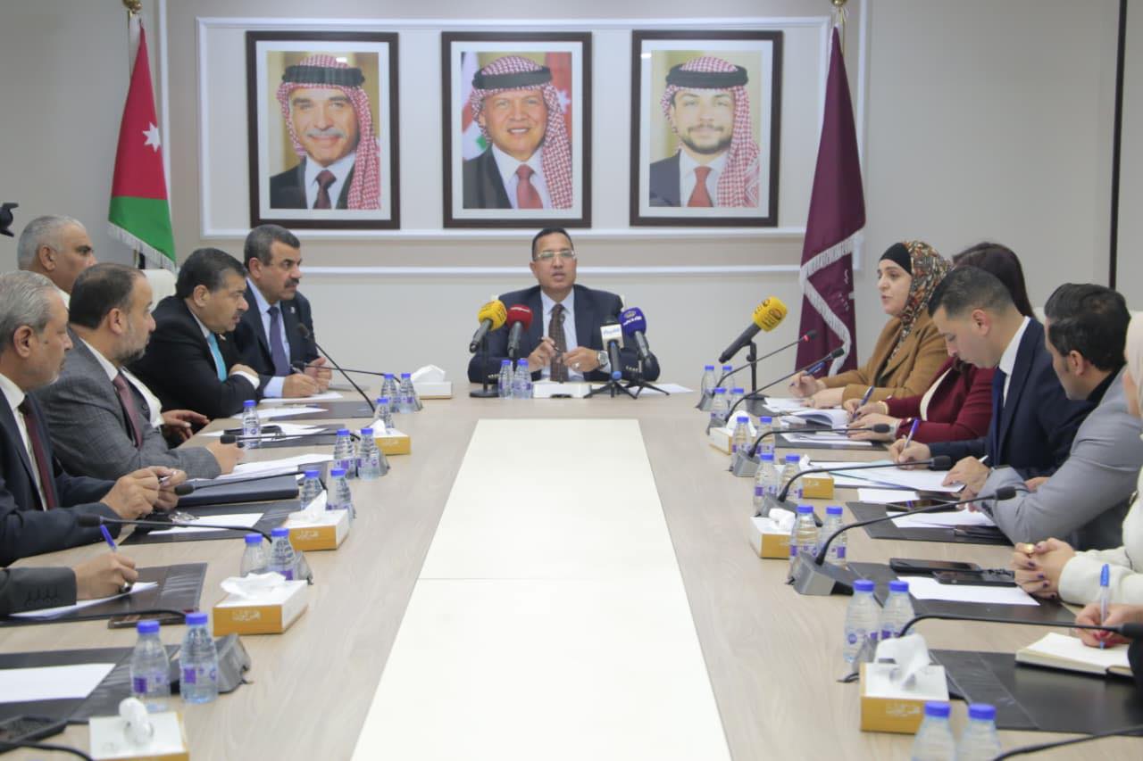 "الإدارية النيابية" تبحث ملف شراء الخدمات في “الغذاء والدواء”وتعزيز الرقابة وحماية صحة المواطنين