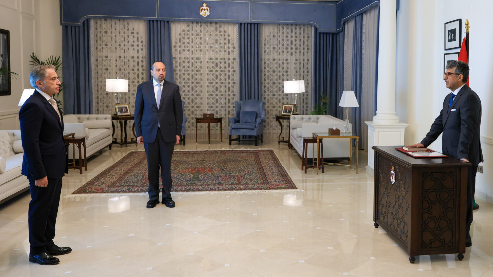 رئيس مجلس مفوضي "البترا" وعضوان في "الطاقة والمعادن" و"الأوراق المالية" يؤدون القسم القانوني