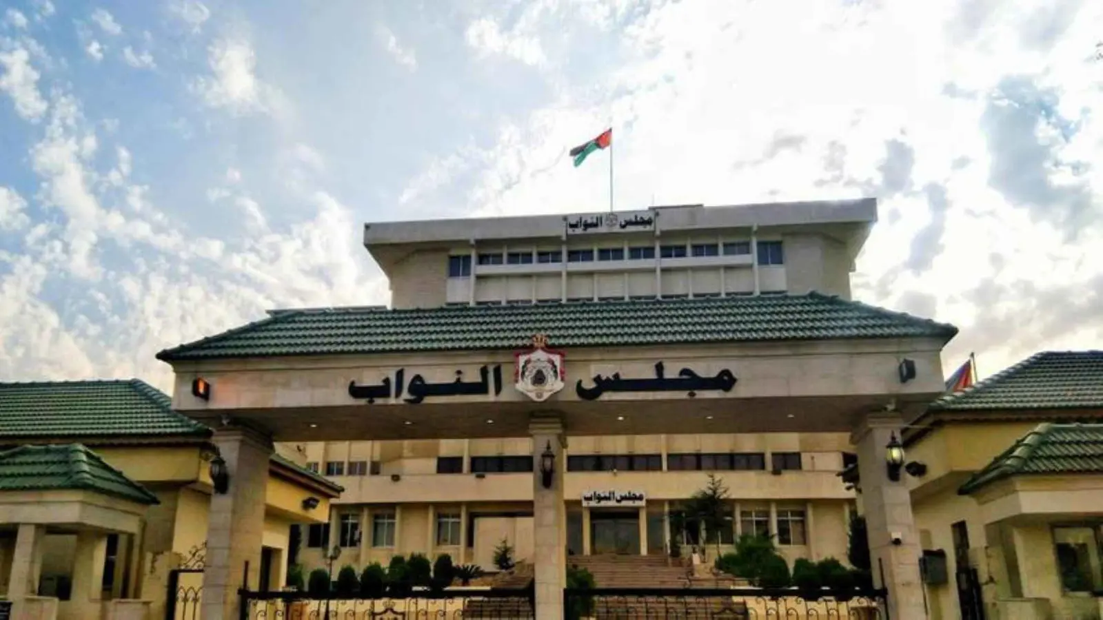 مجلس “حكي” ..   ماذا يقول الشارع عن هيبة البرلمان ومعنى الرقابة؟